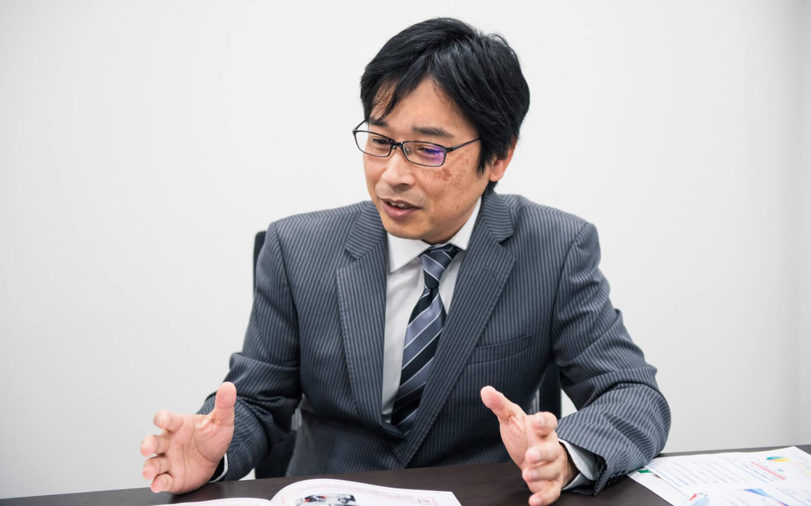 「腹痛が起きたときに下車できないのが怖くて、通勤で急行列車に乗れない」